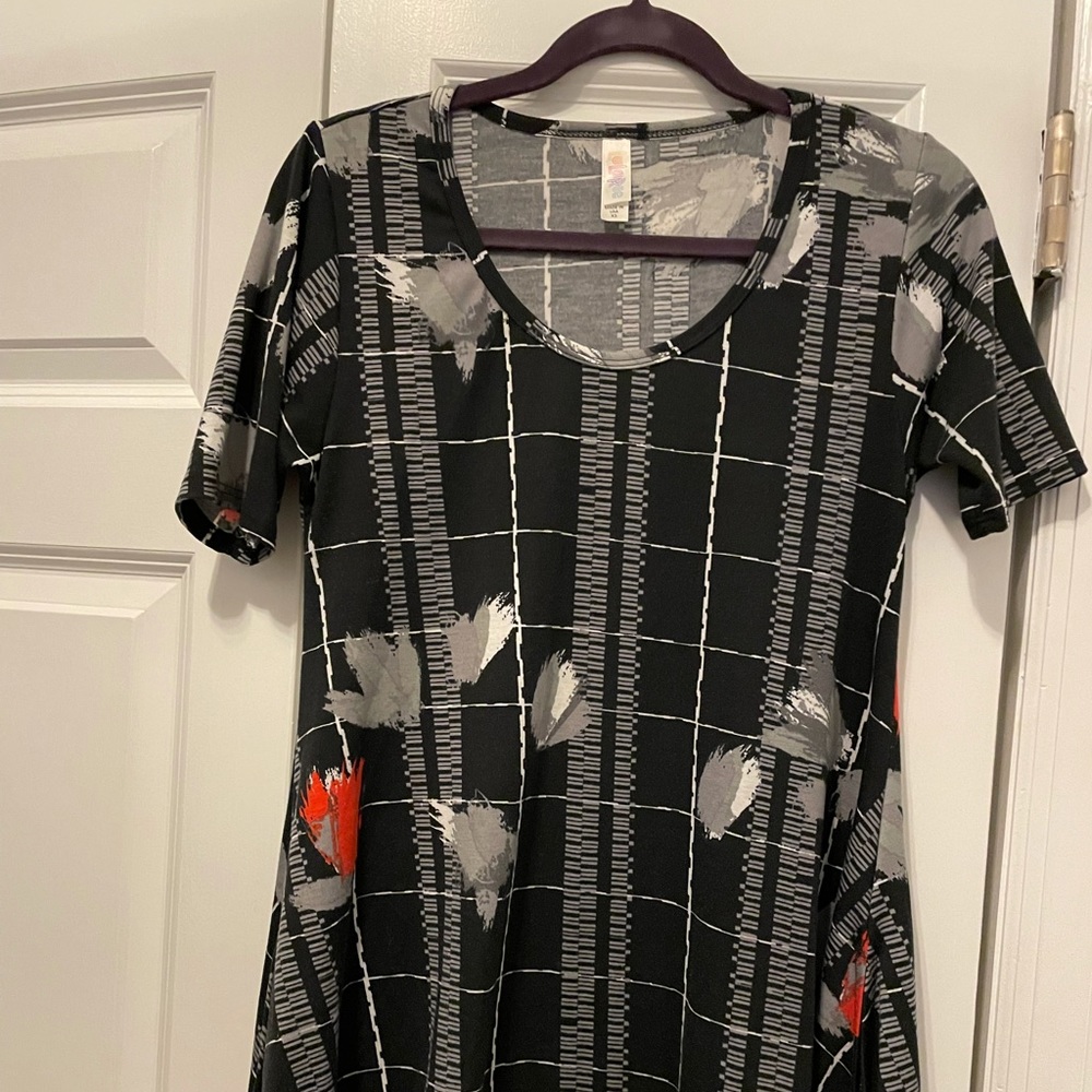 Lularoe shirt